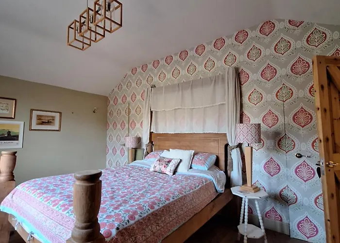 Private Suite At Llanddinog House Near Solva
